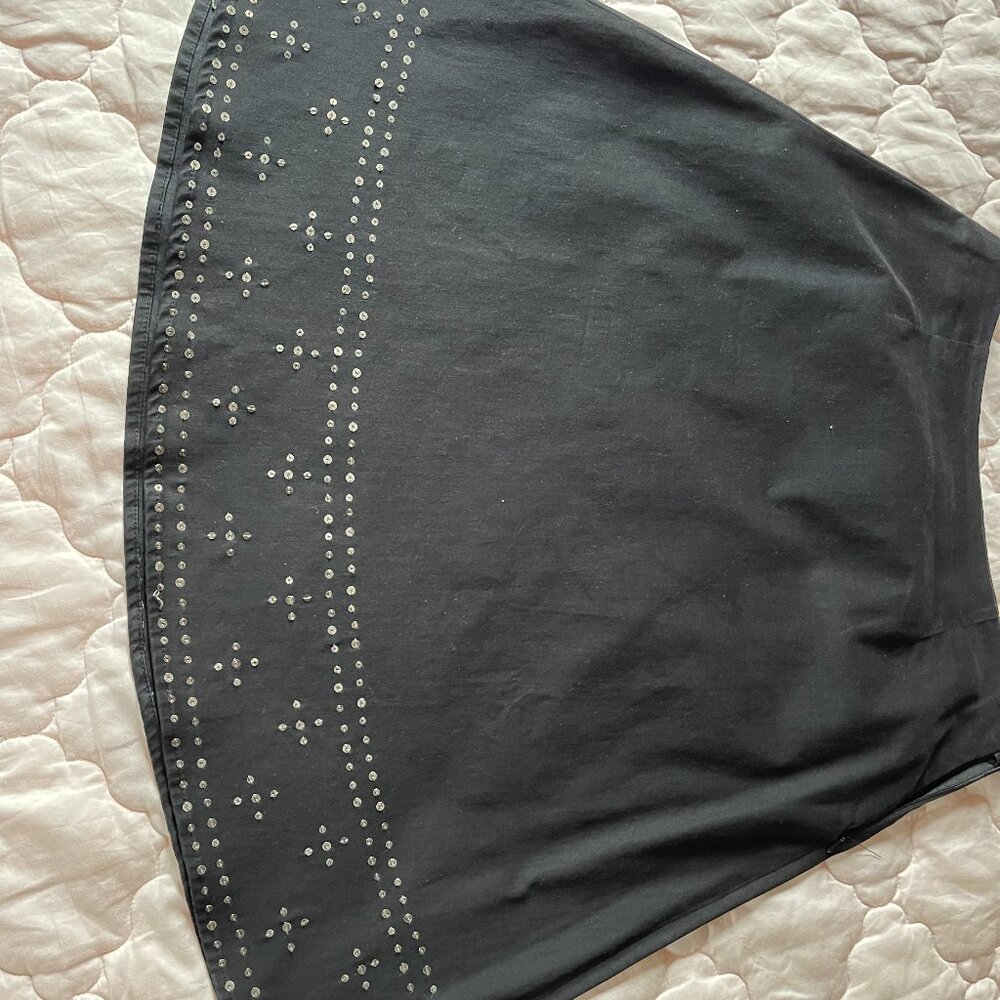 A line skirt with Sequin border